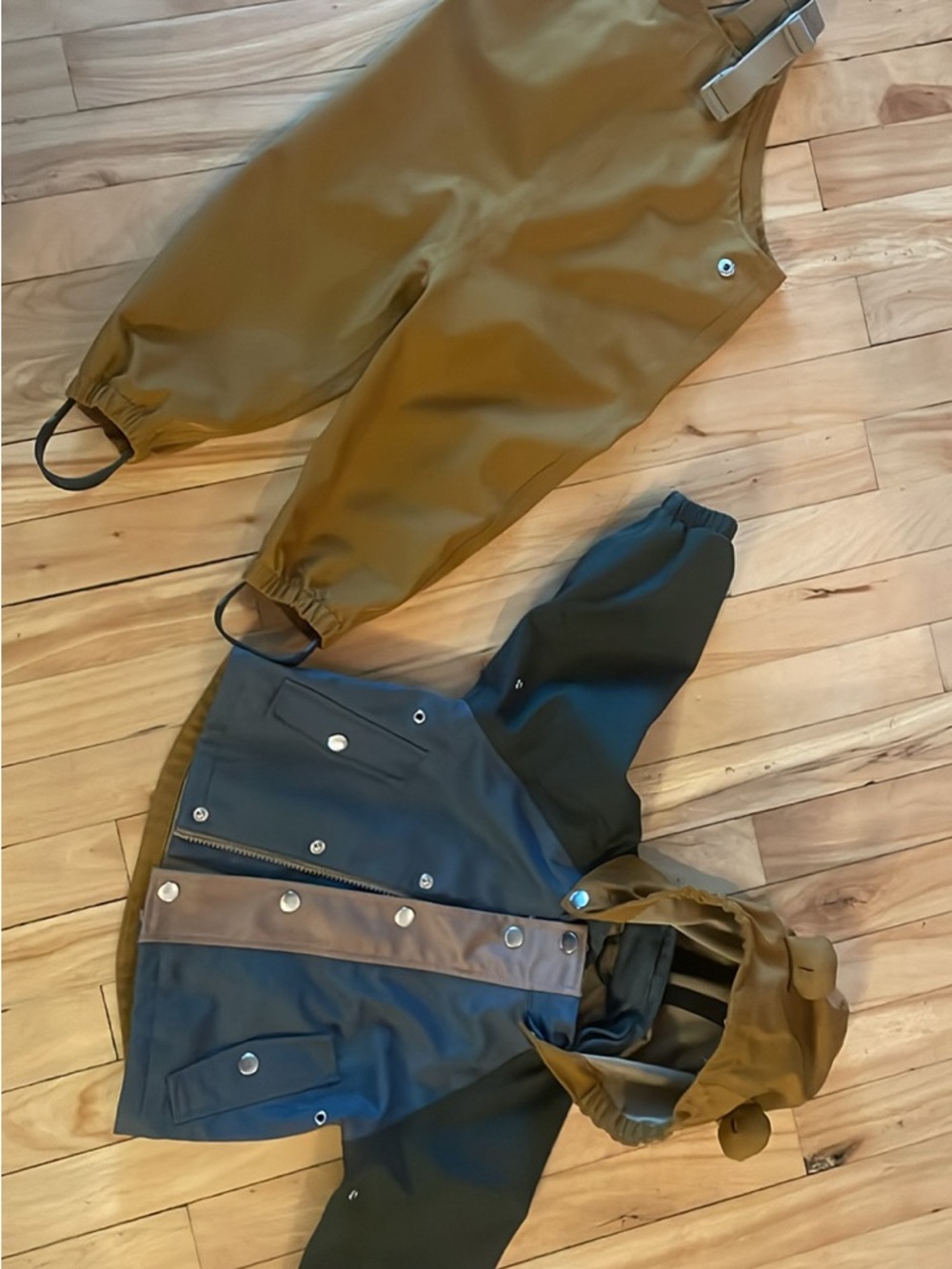 Kids Waterproof Hooded Raincoat Set in Olive Brown and Navy